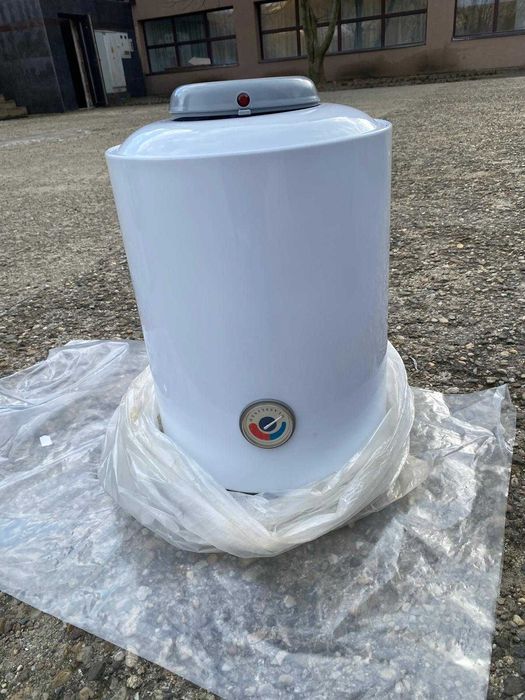 Vand boiler de 30 litri