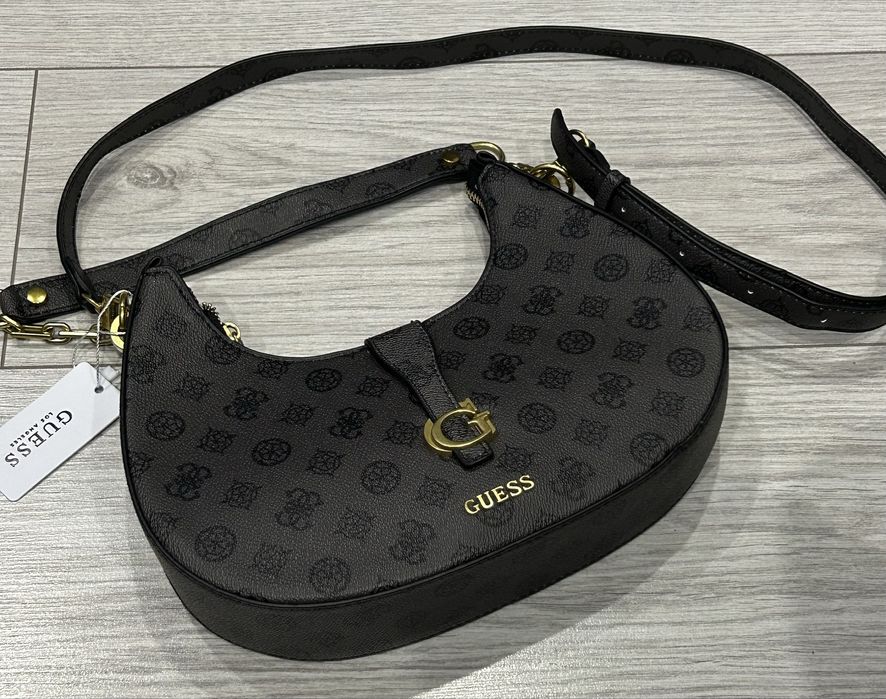 Сумка “Guess” бренда