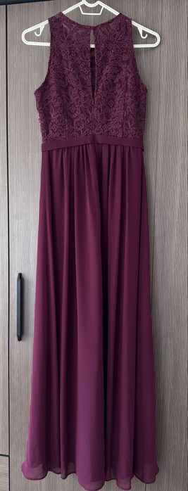 Официална рокля