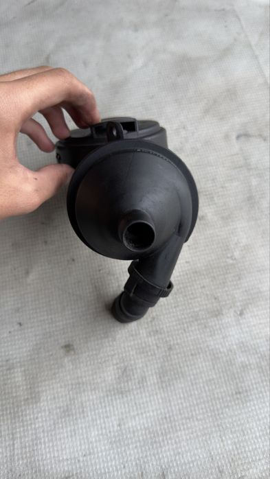 Crankcase Vent Valve BMW E38 E46 E53 E60 E83