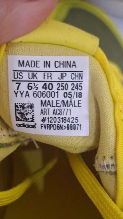 Маратонки Adidas