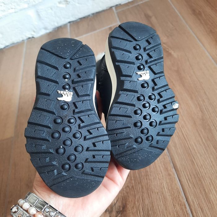 Бебешки боти и апрески 18/19 номер