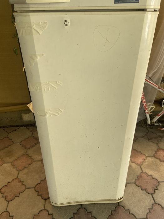 Продаю холодильник