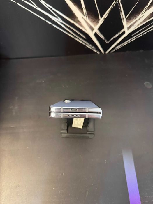 Samsung Galaxy Z Fold 5