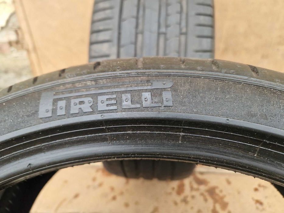 2 Pirelli R21 255/35 Летни гуми  DOT4222