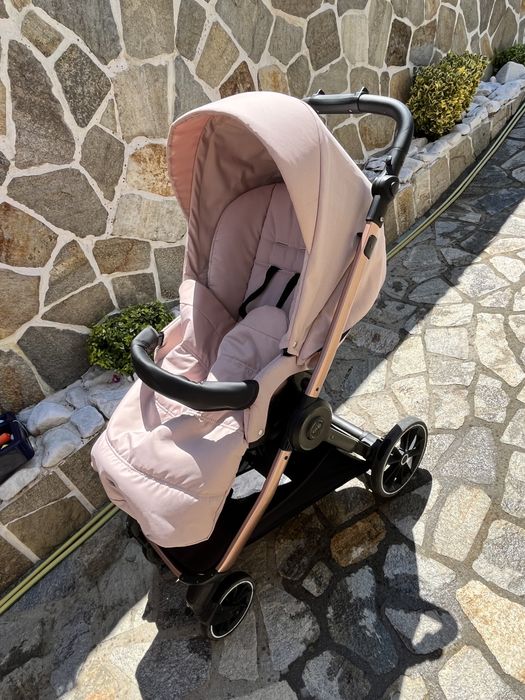 Бебешка количка Cam