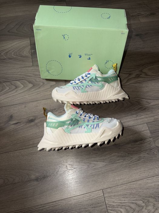 Off White Odsy 1000