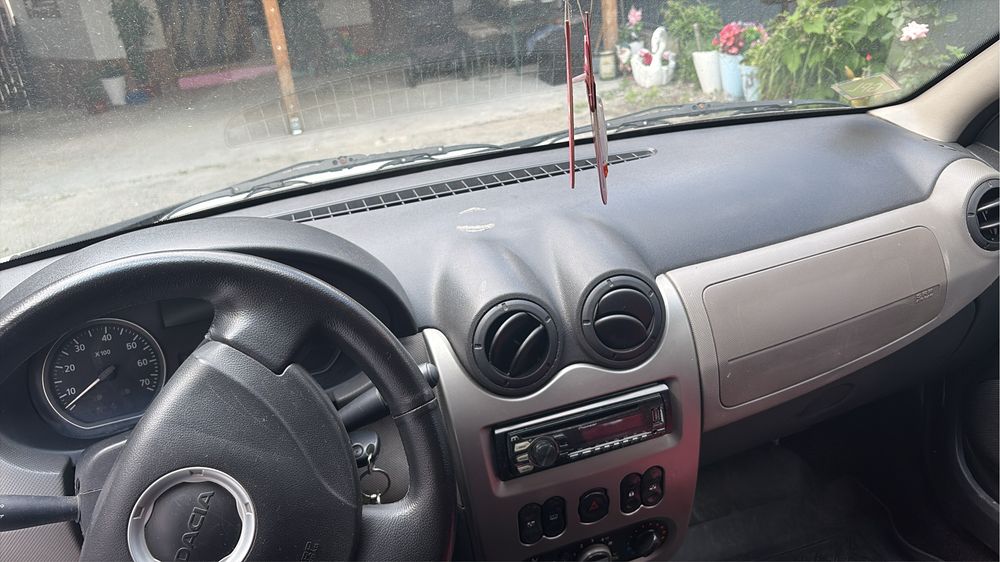 Vand dacia logan