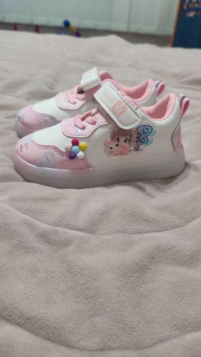 Много сладки обувки