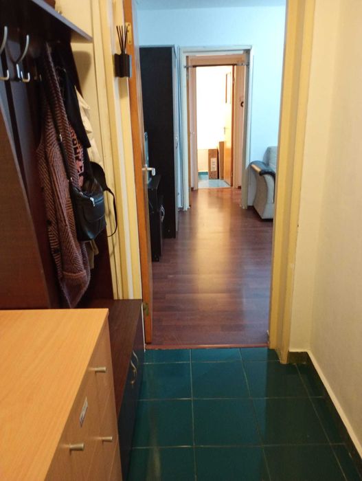 Ofer spre inchiriere apart. 2 camere in Drumul Taberei