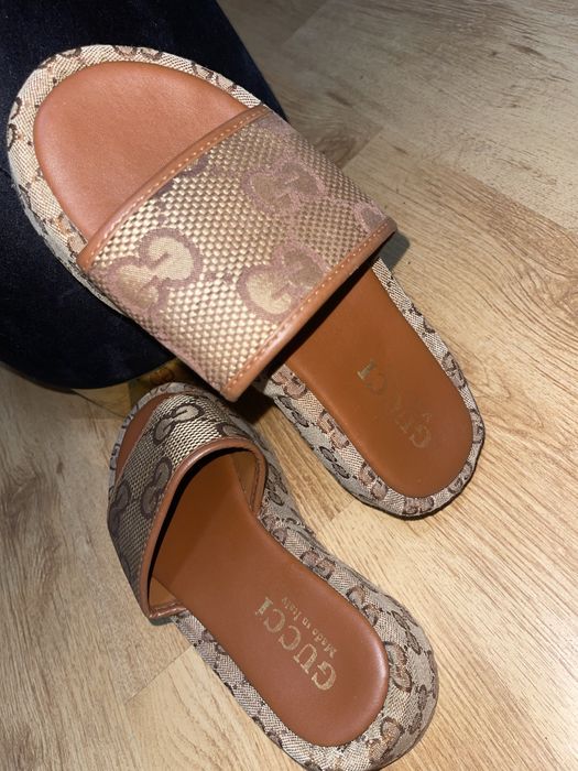 Papuci gucci    36