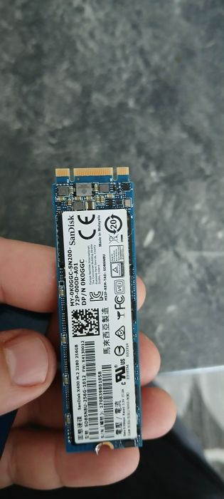 SSD Laptop 256GB Sandisk