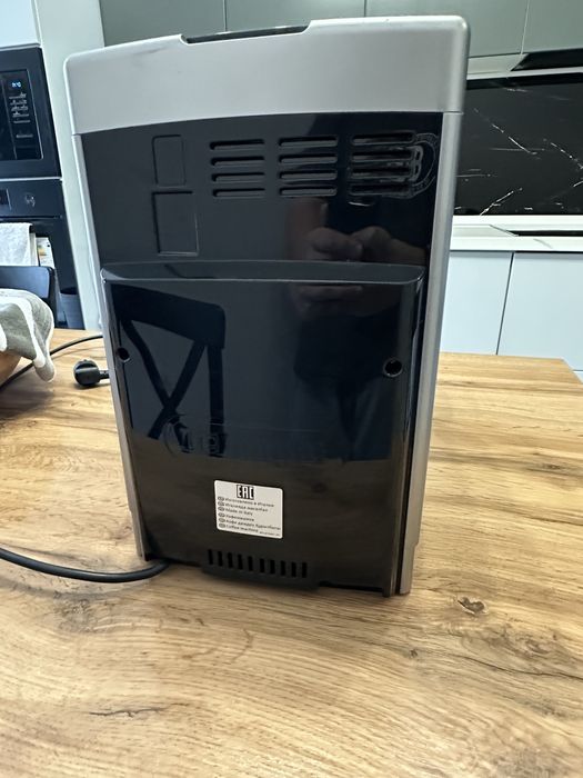 Кофе машина Delonghi