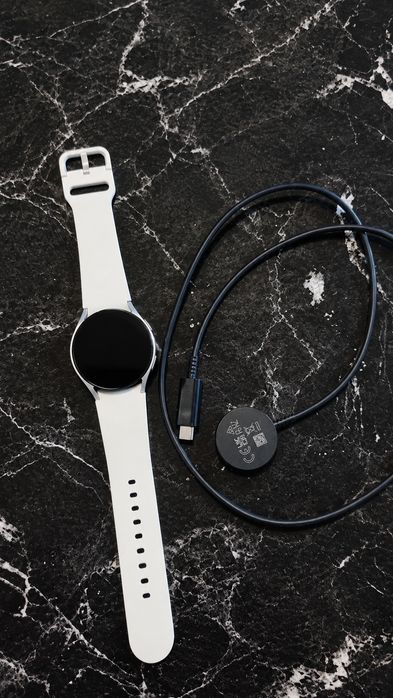 Samsung Galaxy Watch6 40mm (SM-R930)