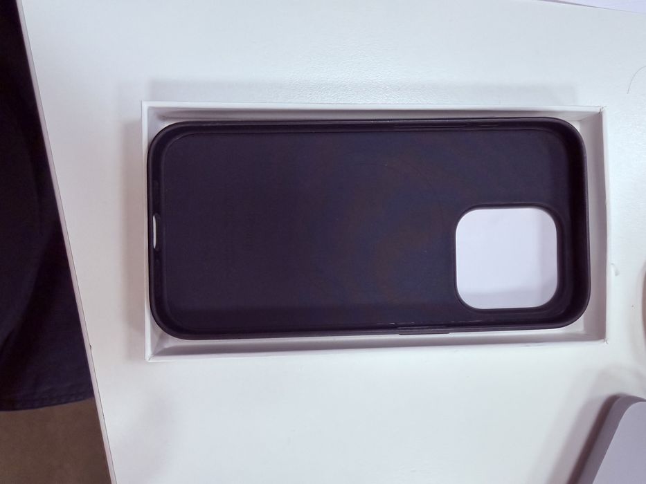 Оригинален калъф iphone 15 pro