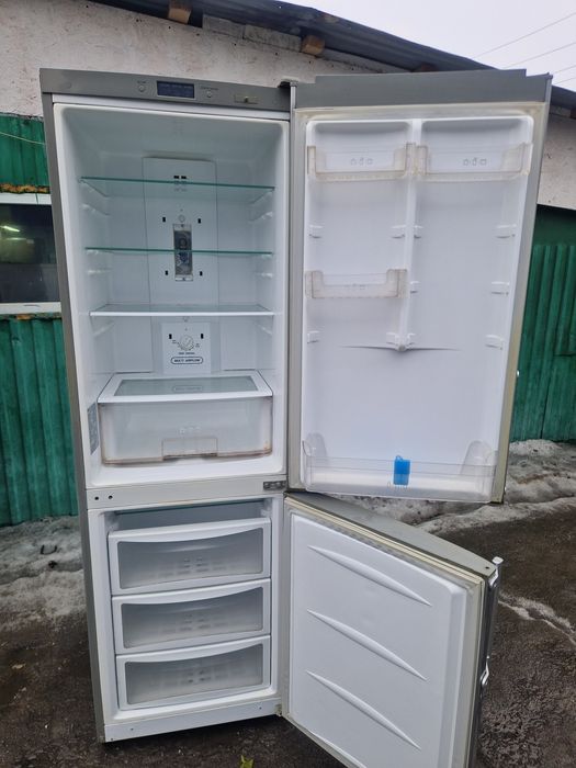 Холодильник "LG "