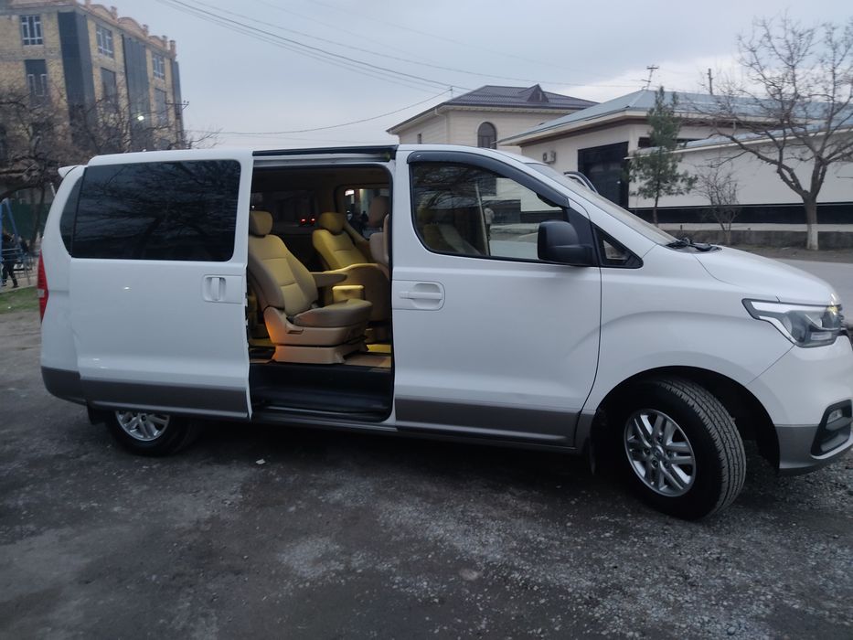 Хундай Гранд Старекс! Продаётся.