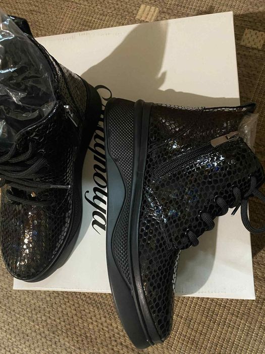 Боти естествена кожа, 38 номер, нови.