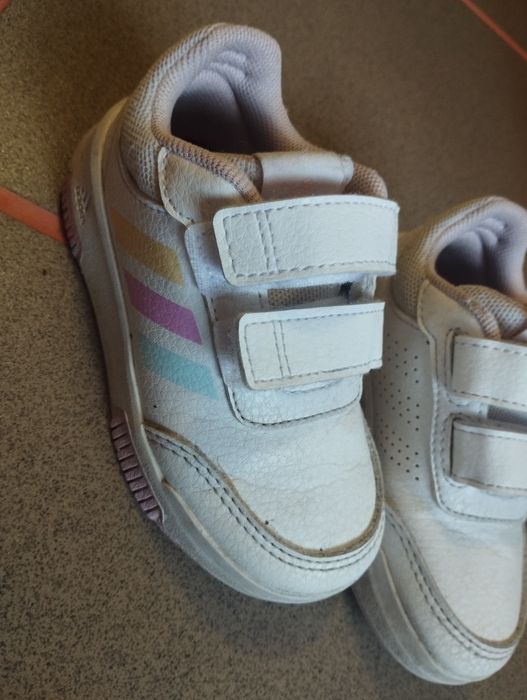 Детски маратонки за момиче Adidas 23 номер