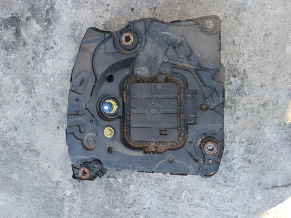 Rezervor adblue cu pompa citroen c4 cactus, peugeot 508, 208, 2008 mgic-scr01, 12678023, 9812914780