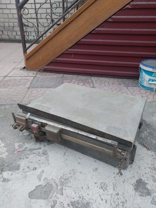 Весы напольный  рабочий.