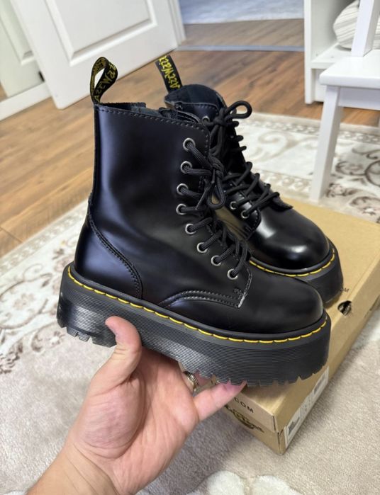 ghete Dr. Martens