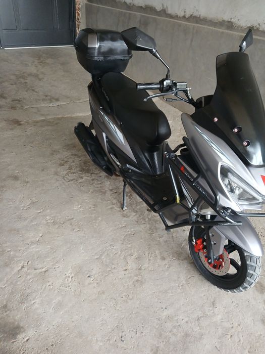 Sroʻchni sotiladi skuter Tiger