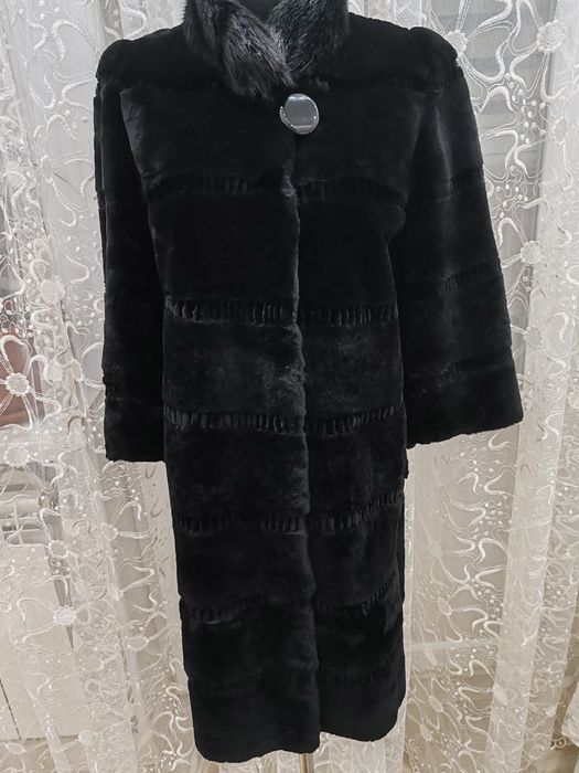 Шуба воротник норка стриженный