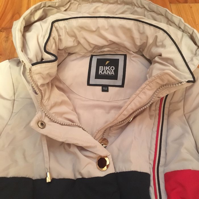 Куртка демисезон на девочку рост 152