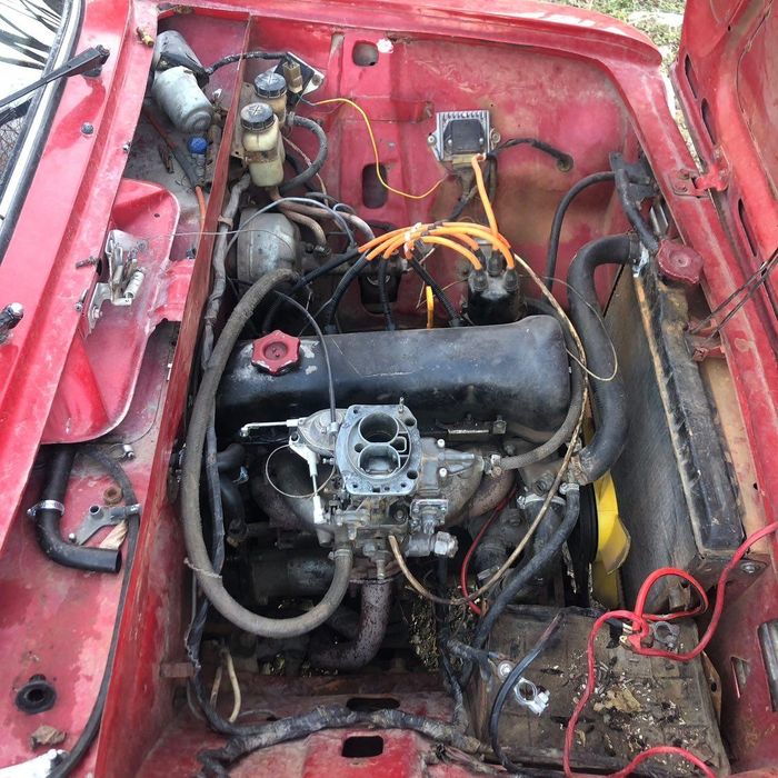 Жугули ваз 2101 сотилади