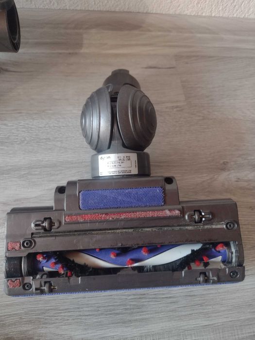 Dyson DC35 прахосмукачка