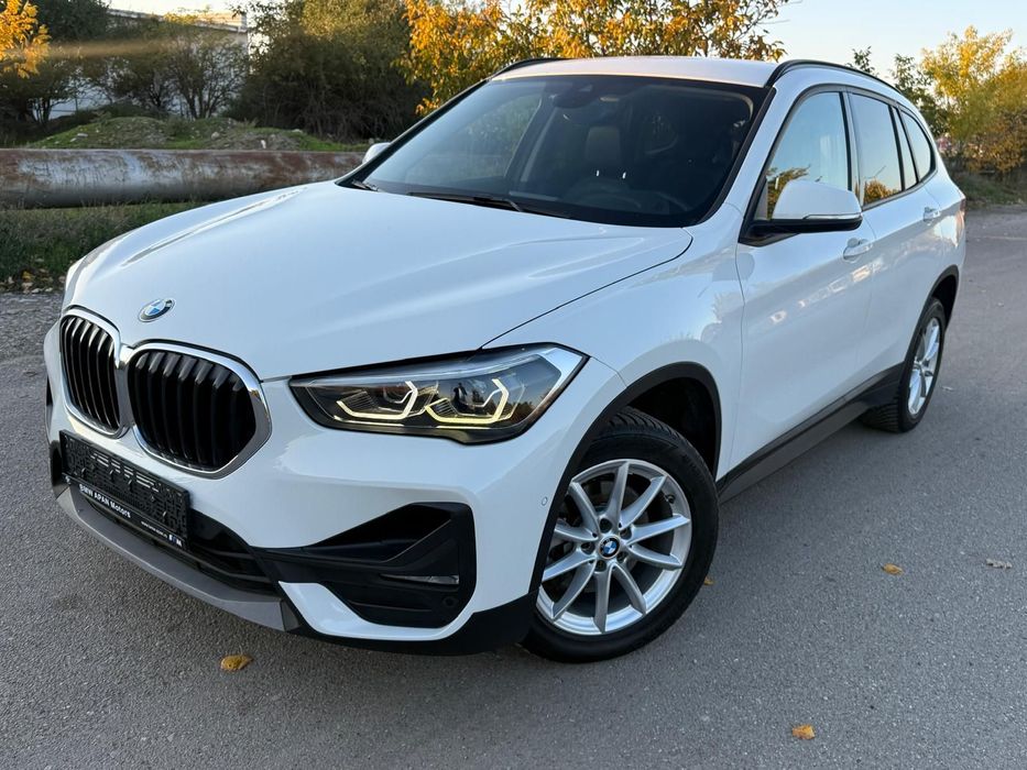 BMW X1 2.0d S-drive Automat 2021 E6 Distronic Clima Navi BiXenon, Recent Adus