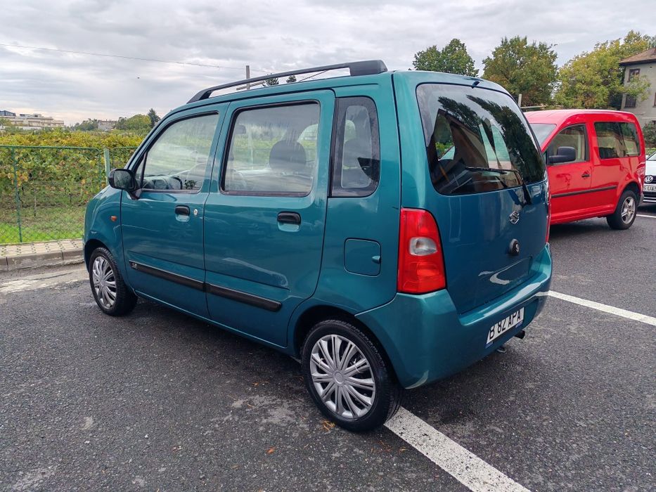 Vând Suzuki Wagon