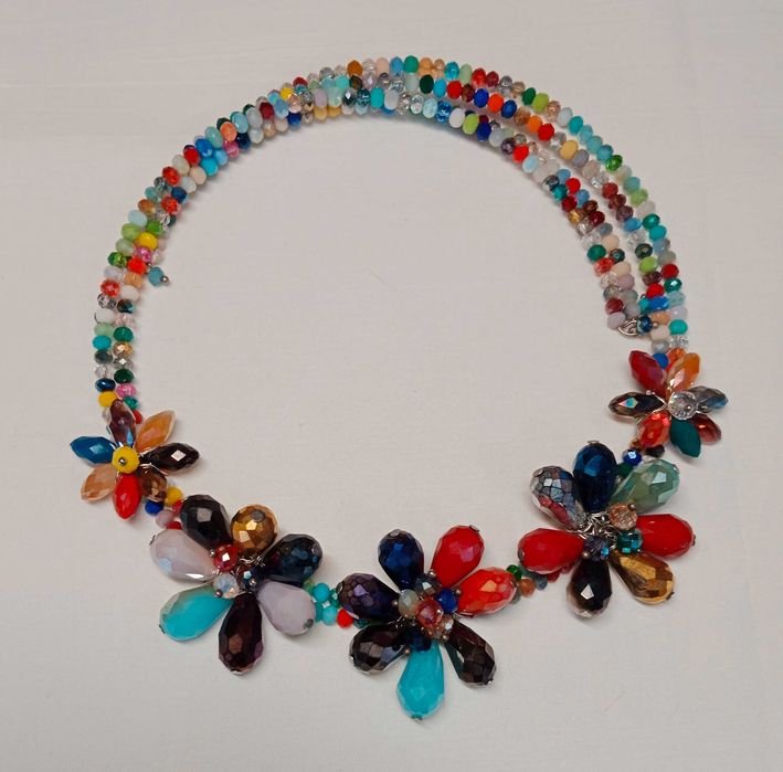 Набор украшений из коралла