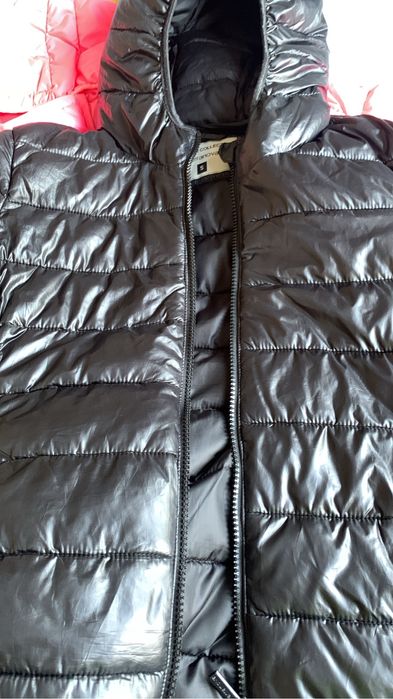 Продам курточки на девочек