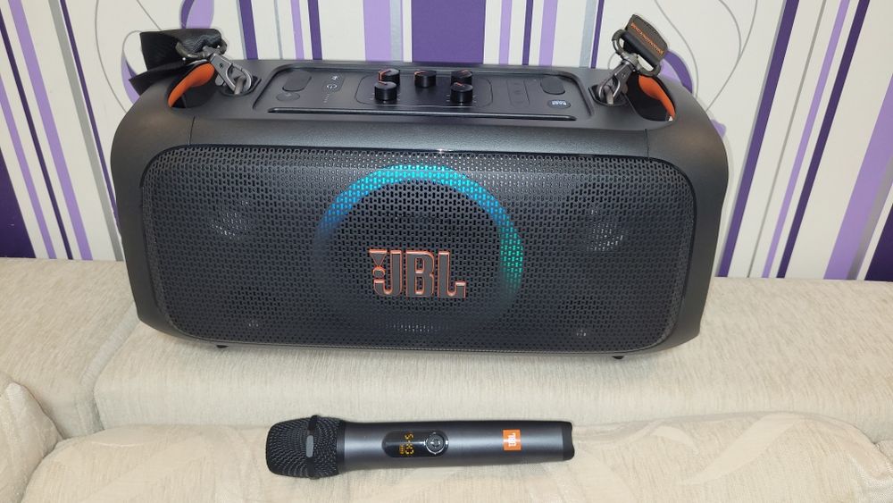 JBL Partybox On-the-Go Essential cu microfon funcțional 100%