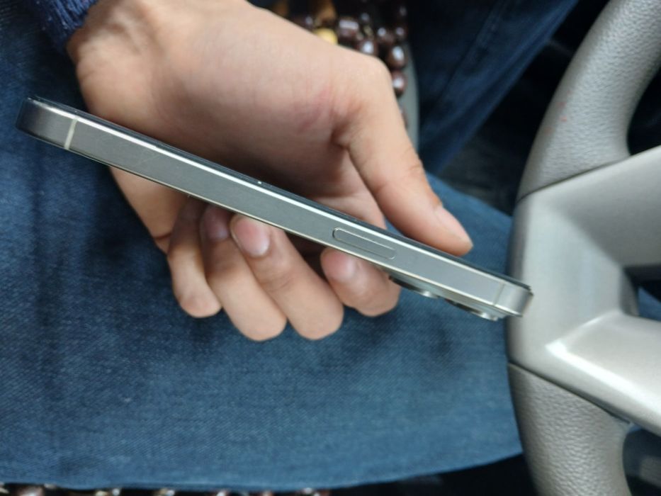 Iphone 15 pro 256 gb