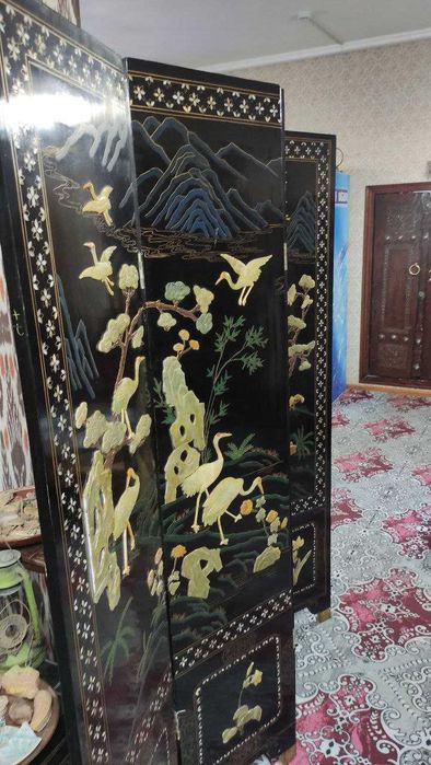 Старинная Китайская ширма в народном стиле 19 века из массива дерева