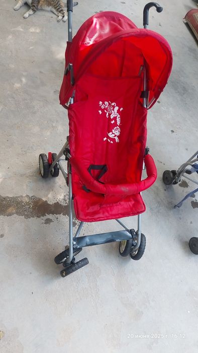 Детская коляска трость