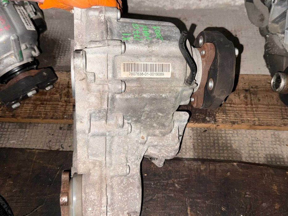 Cutie transfer fata BMW X1 177 cai manuala cod 7607638 ATC350 ATC 350