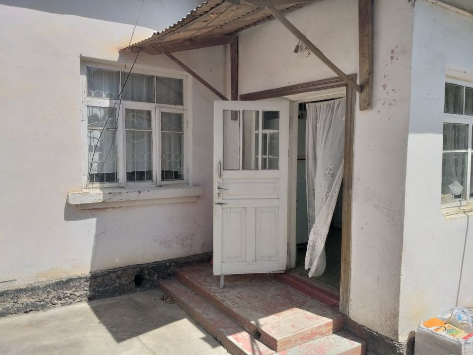 Продаётся дом в г. Нуравшан (Тойтепа))