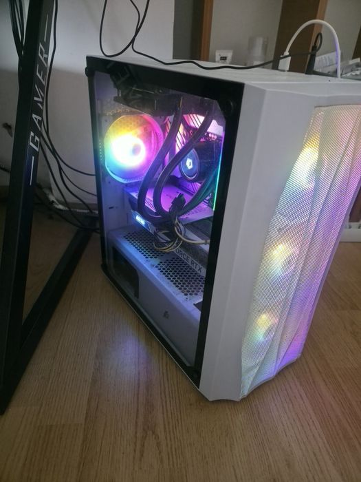 PC Gaming & Streaming PRO | RTX 4060 Ti | i5-12600KF | 32GB RAM | WiFi | Răcire Lichid