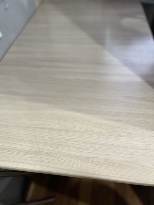 Продам стол