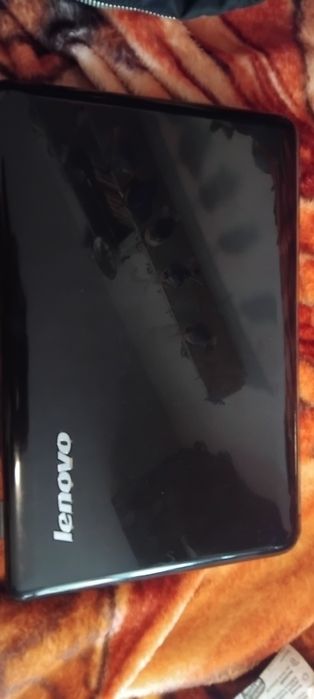 Lenovo ideapad z360 .i3