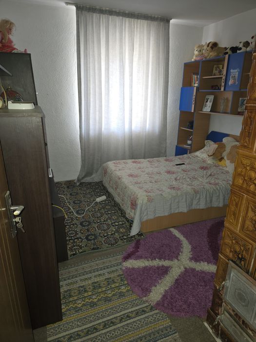 Apartament cu 3 camere