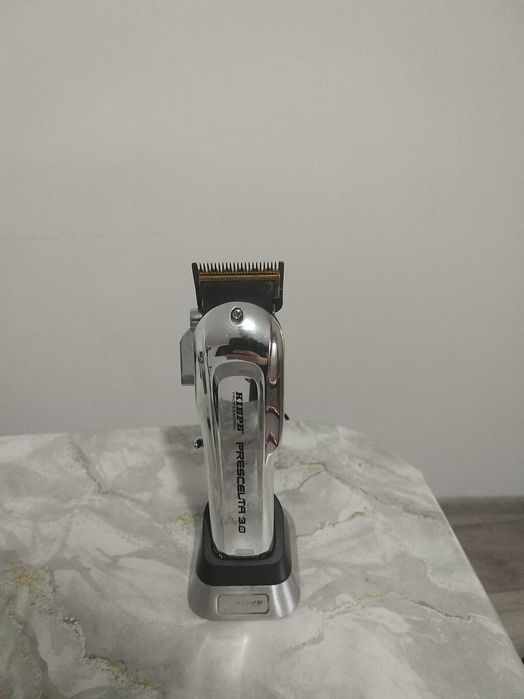 Vând set complet pentru tuns