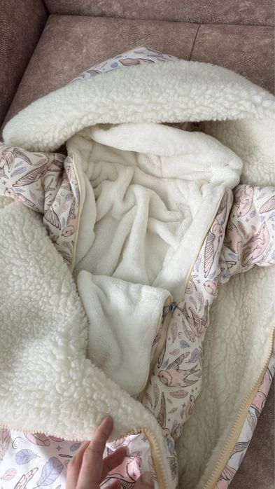 Продам комбинезон+конверт для новорожденного