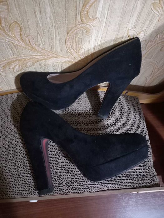 Туфли женские замшевые