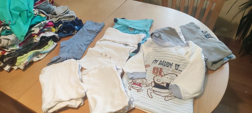Подарявам дрехи за момче, 80размер.