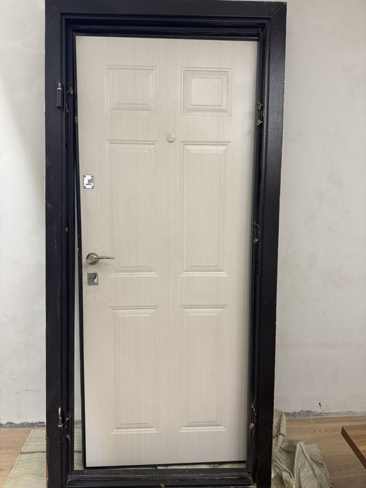 Дверь железная б/у